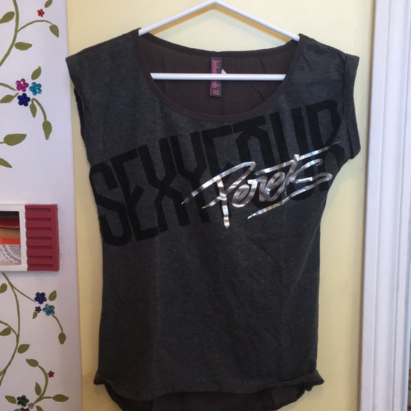 Joshua Peret’s tees - Picture 1 of 1